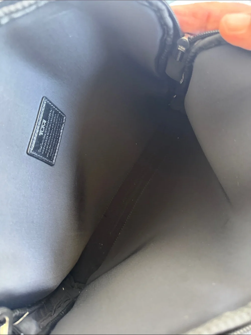 TUMI MESSENGER LAPTOP BAG PRINTED NYLON MULTICOLOR HOLDS A 15” LAPTOP OR TABLET